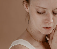 Load image into Gallery viewer, Minimalist Threader Earrings