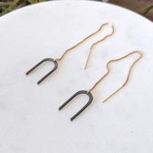 Load image into Gallery viewer, Minimalist Threader Earrings