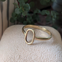 Load image into Gallery viewer, Oval Ring