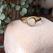 Load image into Gallery viewer, Circle Ring