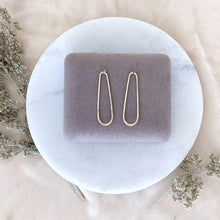Load image into Gallery viewer, Oblong Post Earrings