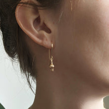 Load image into Gallery viewer, Uterus Earrings
