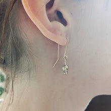 Load image into Gallery viewer, Uterus Earrings