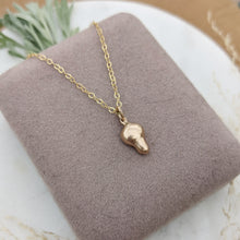 Load image into Gallery viewer, Uterus Necklace