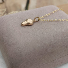 Load image into Gallery viewer, Uterus Necklace